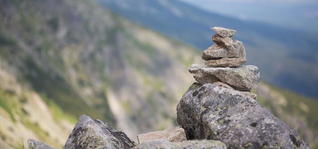 stones-at-each-other-picjumbo-com